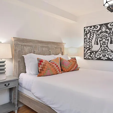 Tesuque Outpost Casita E & F Views In Holiday home *
