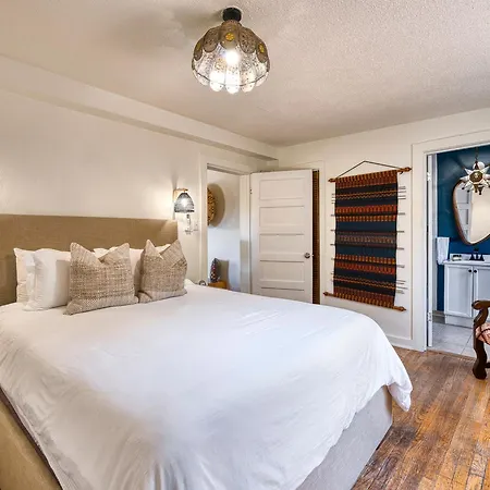 Tesuque Outpost Casita E & F Views In Santa Fe