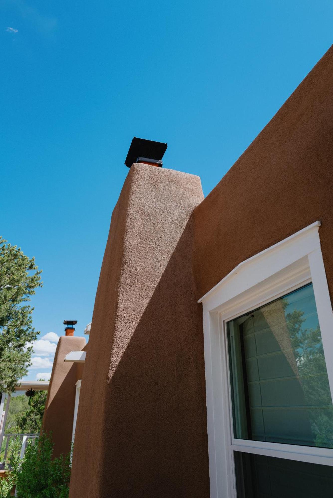 Tesuque Outpost Casita E & F Views In Holiday home *