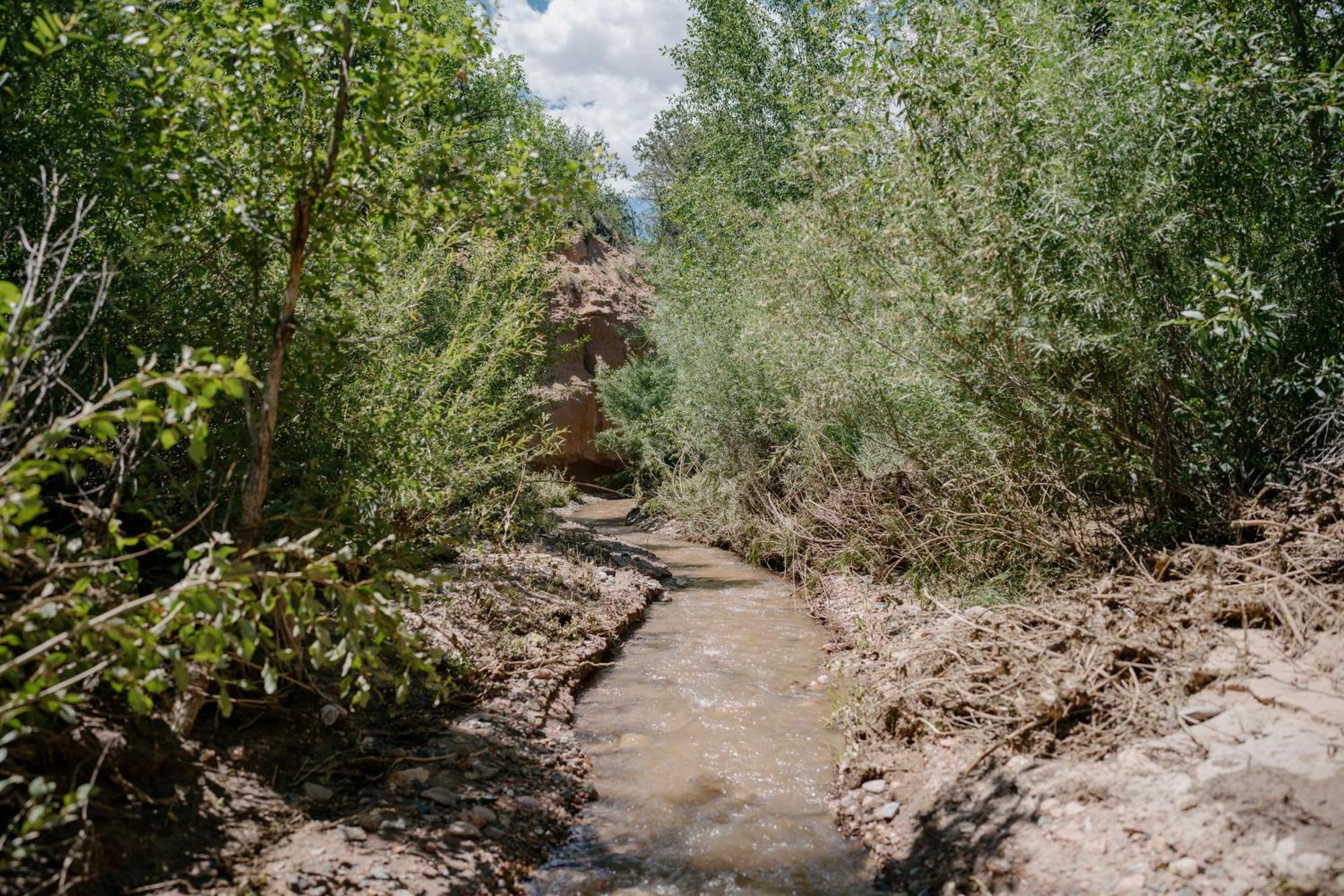 Tesuque Outpost Casita E & F Views In Holiday home Santa Fe